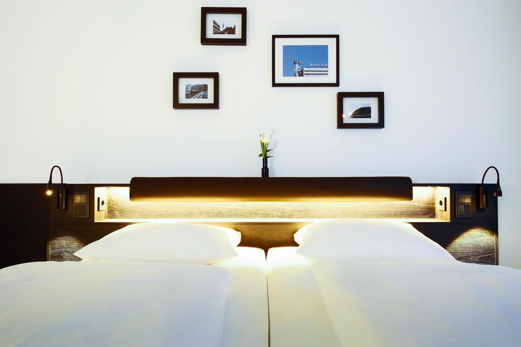 Lindemann's Hotel 3*